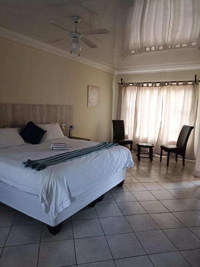 Hotel 4 Seasons Country Club Bronkhorstspruit Esterno foto